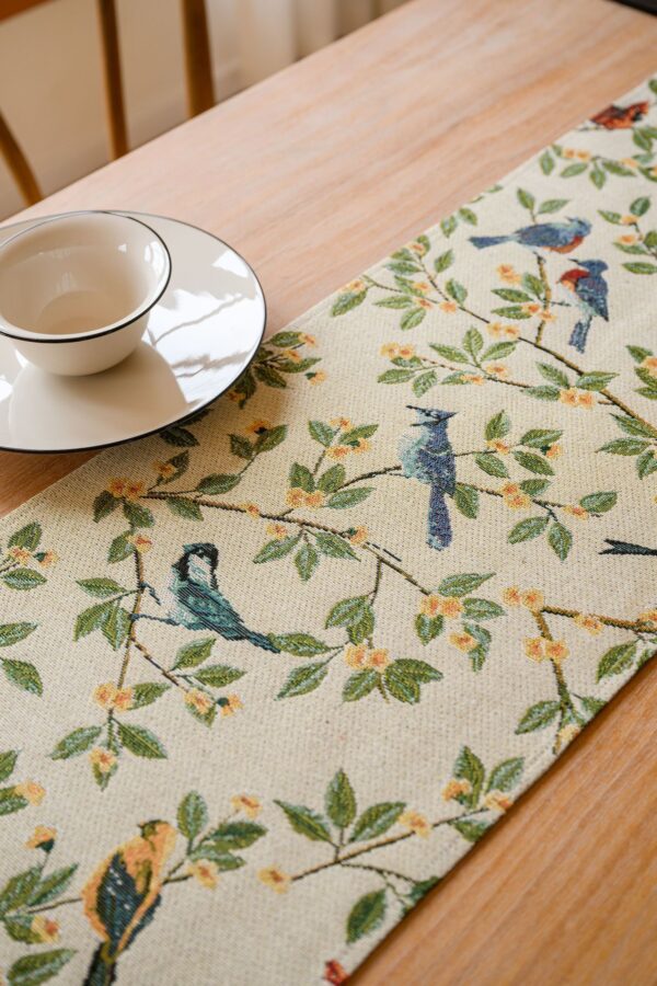 Tablerunner - Whispers of the Garden - Image 4