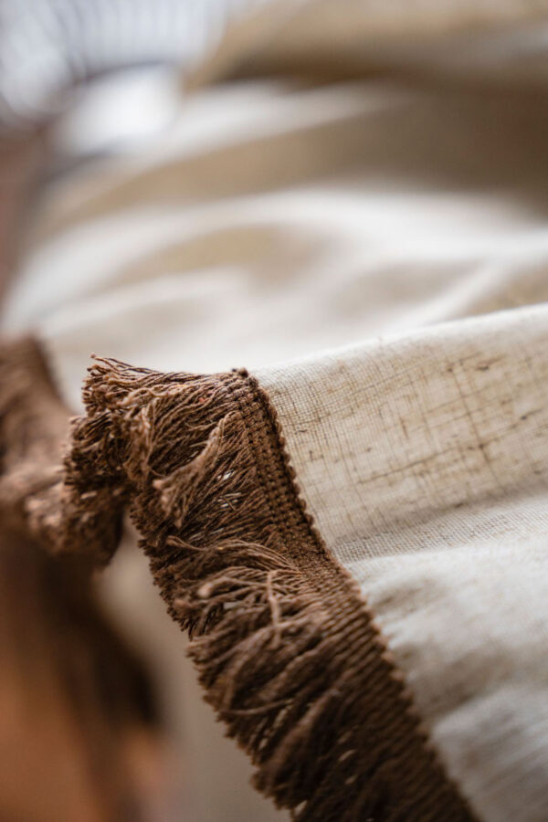 Tablecloth Tassle – Rustic Charm - Image 4
