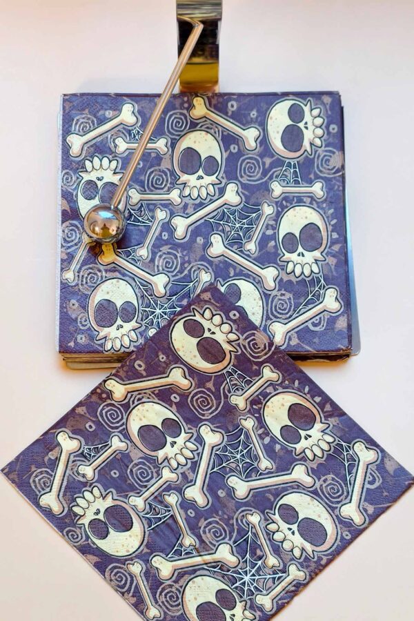 Paper Napkin – Spooky Skulls - Image 10