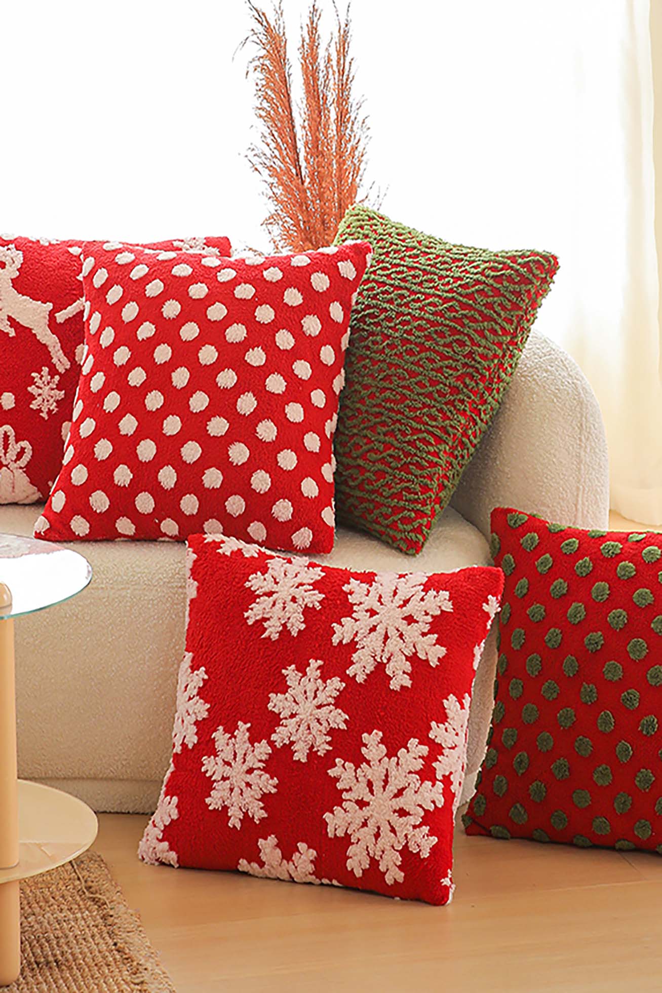 Cushion – Candy Spark