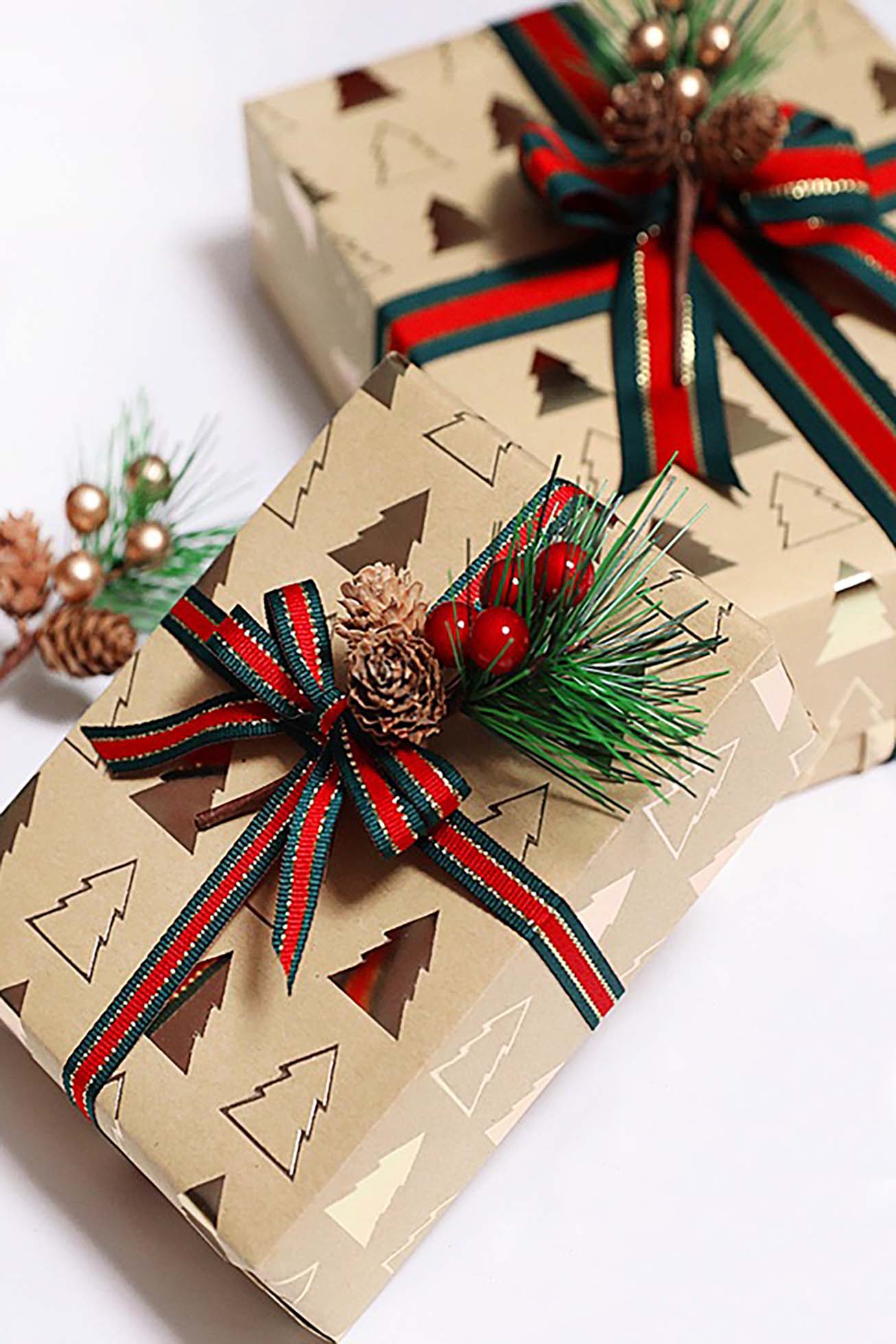 Wrapping Paper – Golden Noel (Single Sheet)